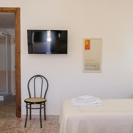 Villa Borghetto Del Salento Uggiano La Chiesa Esterno foto