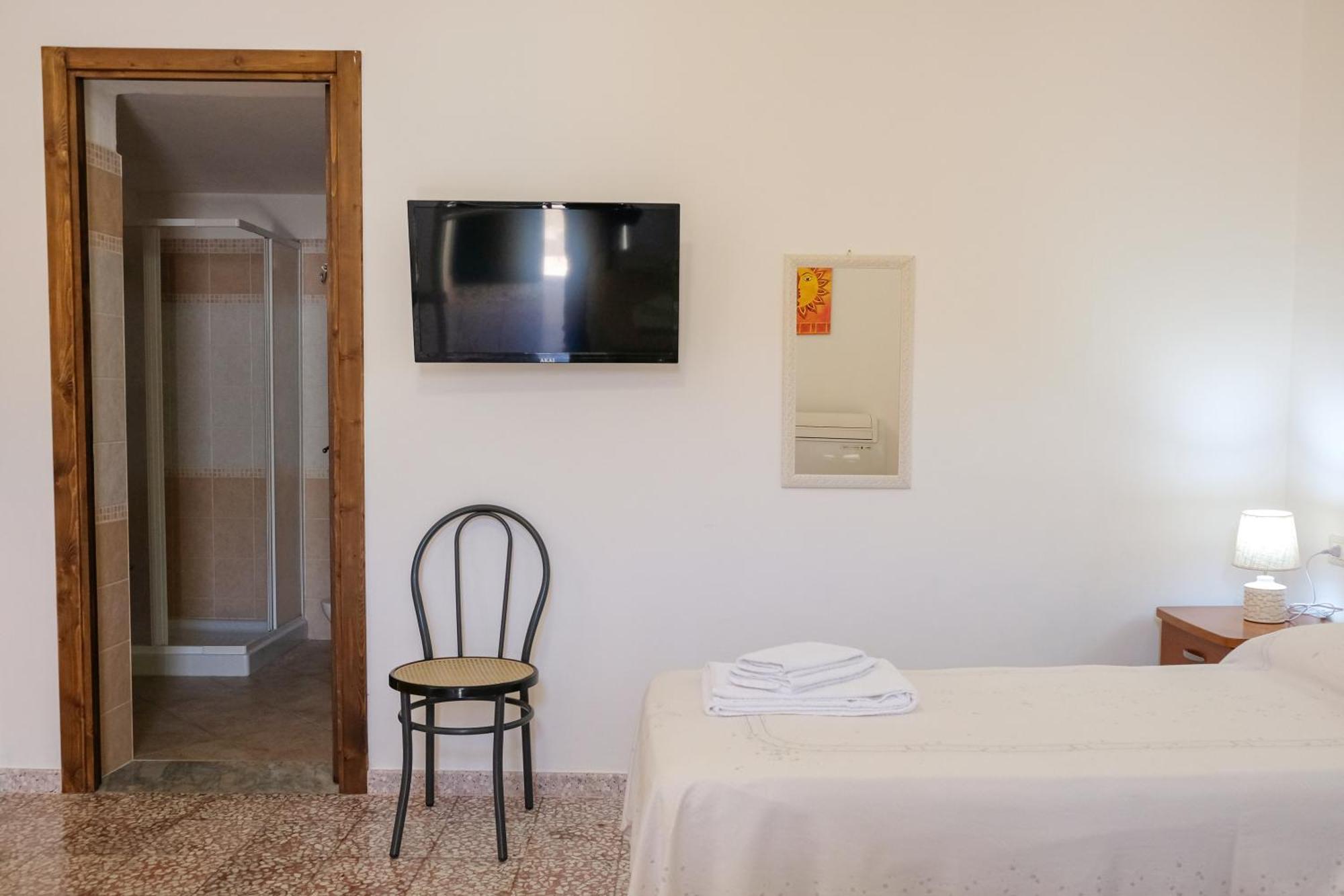 Villa Borghetto Del Salento Uggiano La Chiesa Esterno foto