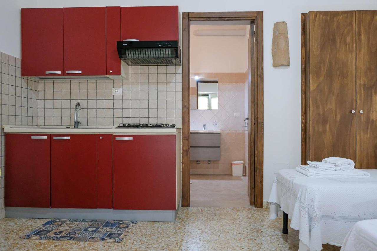 Villa Borghetto Del Salento Uggiano La Chiesa Esterno foto